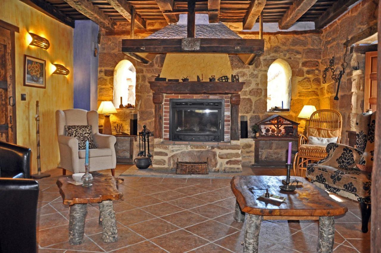 Hôtel Casa Rural Los Dujos à Gallejones Extérieur photo